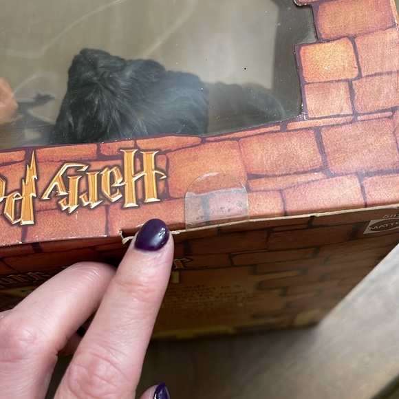 Harry Potter Collection Series- Hagrid’s Gift - Picture 5 of 8